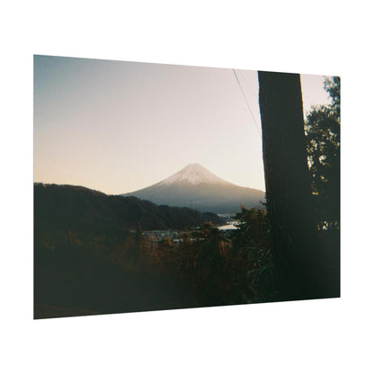 Mount Fuji Sunset Poster — Vintage-Style Japanese Landscape Print (use film camera)